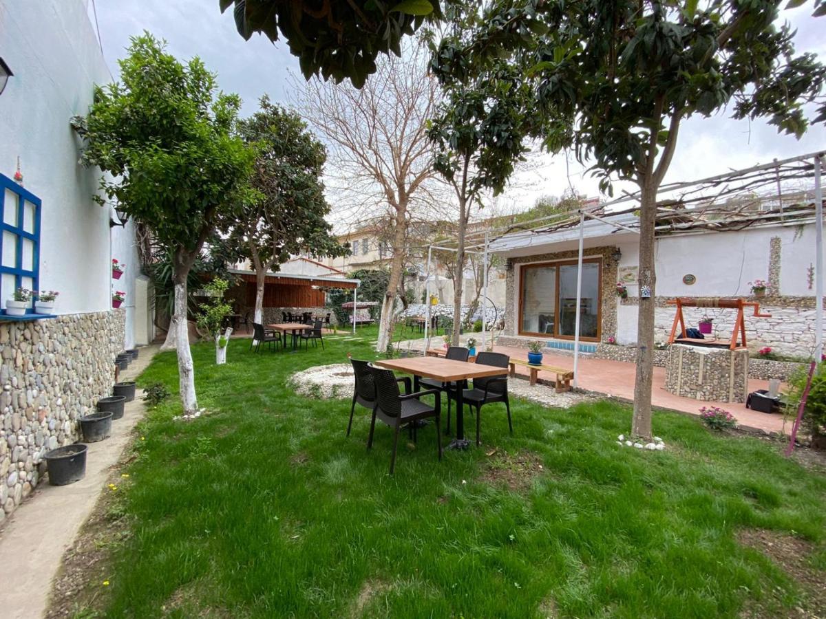 Duesseldorf Pansiyon Kusadasi Aydin Exterior foto